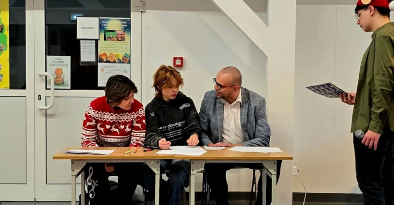 598568511_1606662420295187_3232237191516991967_n-3