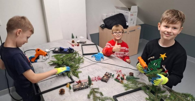 606299576_1359318842658742_620932452980764796_n-3